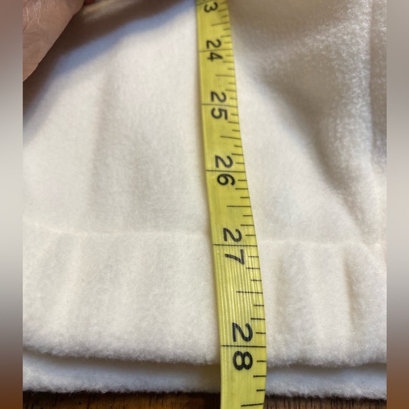 Old Navy full zip vest. Size 4X. New without tags. - Picture 11 of 11